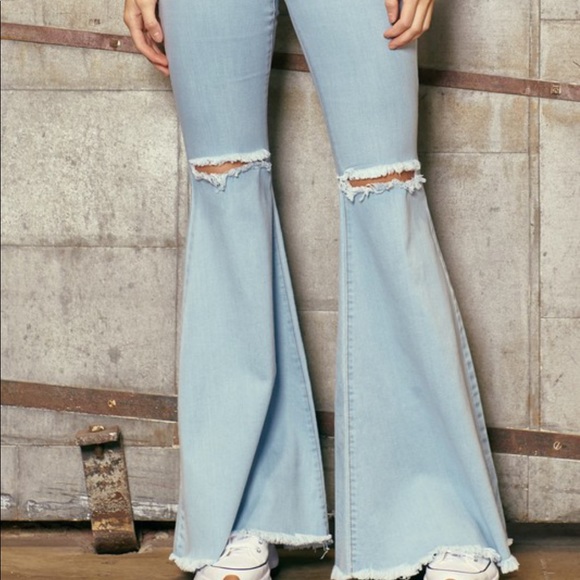 Distress Flare Bell Bottom Light Wash Denim Jeans - Picture 5 of 11